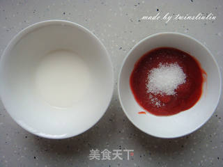糖醋丸子的做法步骤:2