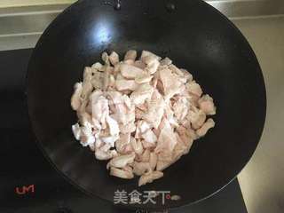 自己动手炼一罐中式酥皮精华——炼猪油的做法步骤：4