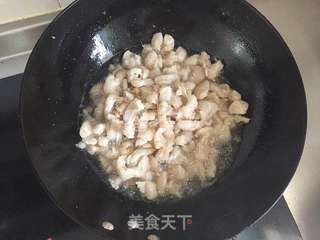 自己动手炼一罐中式酥皮精华——炼猪油的做法步骤：6