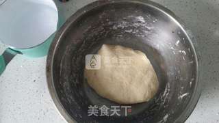 韭菜猪肉馅饼的做法步骤:3