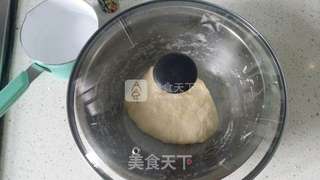韭菜猪肉馅饼的做法步骤:4