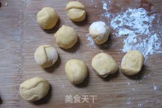 黄玫瑰馒头的做法步骤:7