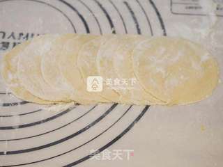 玫瑰花卷的做法步骤:8
