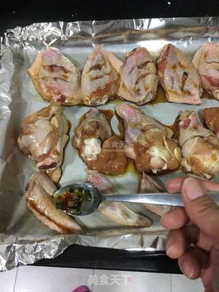 葱香烤翅的做法步骤:5