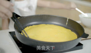 鸡蛋灌饼的做法步骤:5
