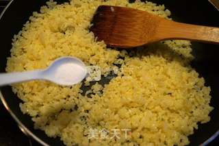 乒乓球蛋炒饭的做法步骤:5