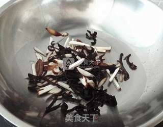 【酸辣汤】的做法步骤:2