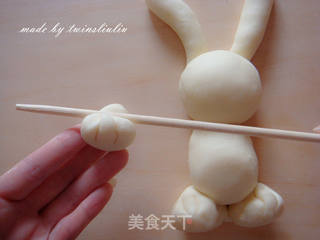 花样面食之小兔子举重的做法步骤:8