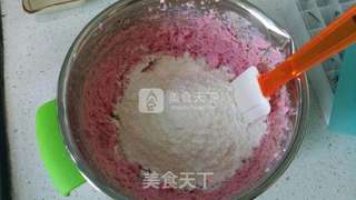 粉红爱心曲奇的做法步骤:9