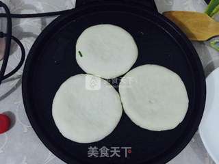 韭菜鸡蛋饼的做法步骤:13