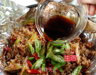 魔鬼辣锡纸海鲜炒饭的做法步骤:8