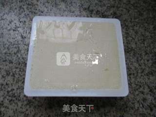 榨菜丝毛豆豆腐的做法步骤：2