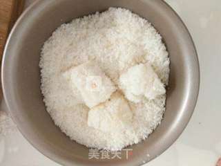 牛奶椰蓉小方的做法步骤:15