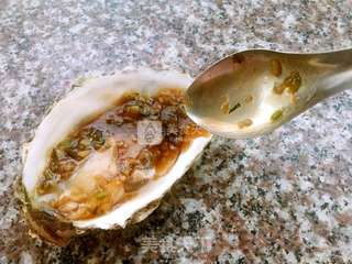 蚝油蒜蓉烤牡蛎的做法步骤:8