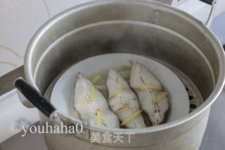 清蒸比目鱼的做法步骤:7