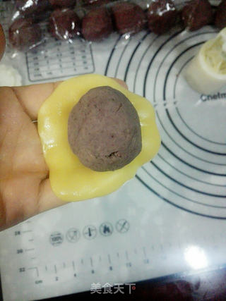 #新良首届烘焙大赛#广式豆沙月饼的做法步骤:13