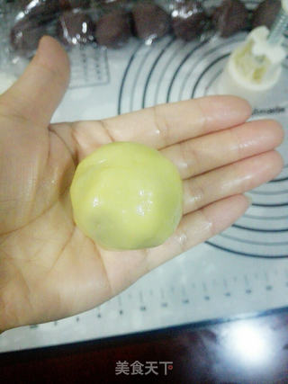 #新良首届烘焙大赛#广式豆沙月饼的做法步骤:17