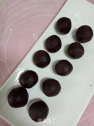 新良首届烘焙大赛#火龙果冰皮月饼的做法步骤：9