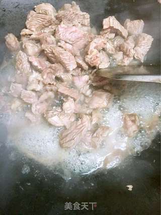 红烧牛肉的做法步骤:4