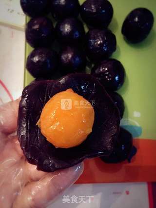 #新良首届烘培大赛#广式·蛋黄豆沙月饼的做法步骤:5