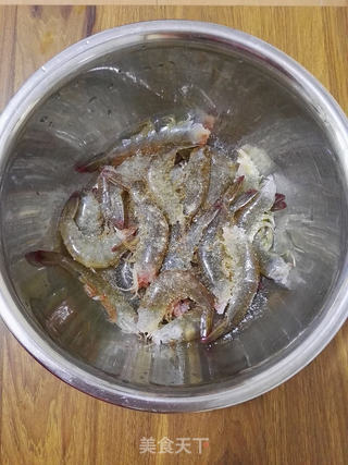 #信任之美#炸虾串的做法步骤：2