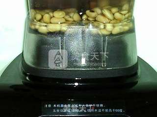 黑米熟豆豆浆的做法步骤:7
