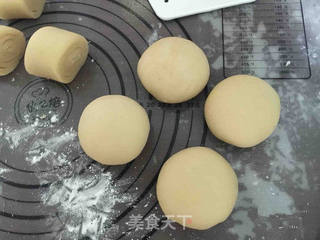 榨菜鲜肉月饼的做法步骤:16