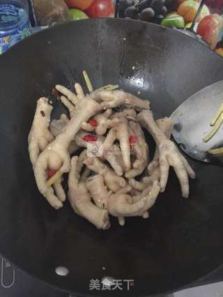 红烧凤爪的做法步骤：5
