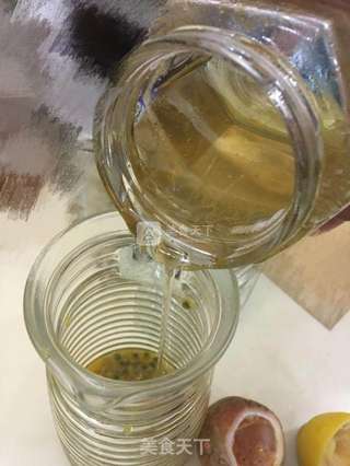 热带水果汁-百香果柠檬蜜的做法步骤:5
