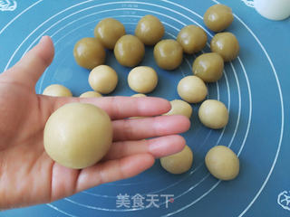 #新良首届烘焙大赛#广式莲蓉月饼的做法步骤:11