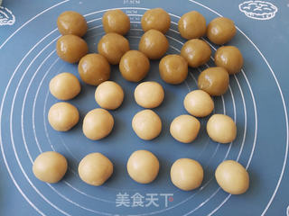 #新良首届烘焙大赛#广式莲蓉月饼的做法步骤:7
