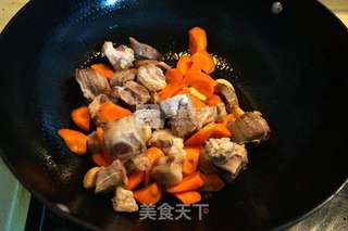 #铁釜烧饭就是香#排骨焖饭的做法步骤:5