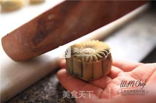广式月饼的做法步骤:7
