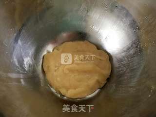 椰蓉蔓越莓奶黄月饼的做法步骤:4
