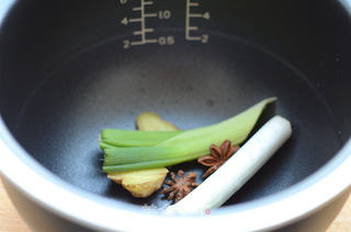 松茸煲鸡汤的做法步骤:3
