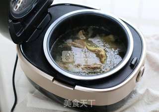电饭煲做五杯鸭的做法步骤:3
