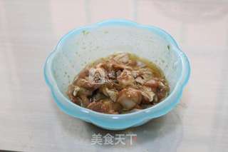 咸菜鸡肉煲仔饭电饭煲轻松做的做法步骤：7