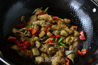 茄子烧鱼块的做法步骤：10