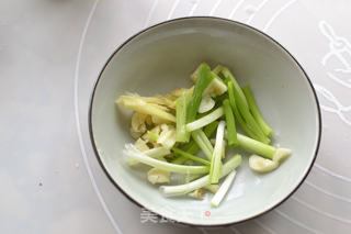 茄子烧鱼块的做法步骤:4