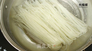 豆皮包螺蛳粉丨大嘴螺的做法步骤:2