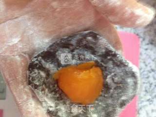 自制中秋月饼的做法步骤：17