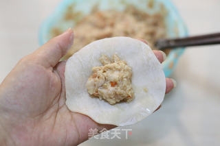 电饭煲做锅贴——香菇猪肉锅贴的做法步骤:7