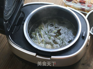沙参玉竹老鸭汤的做法步骤:5