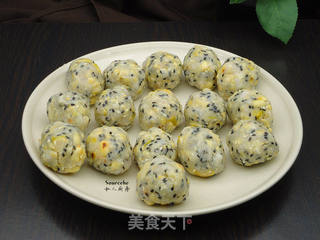 广式柠檬伍仁月饼的做法步骤:8