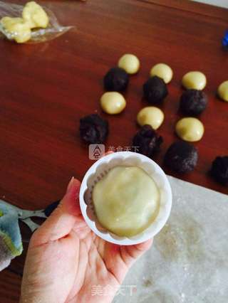 豆沙馅月饼的做法步骤:8
