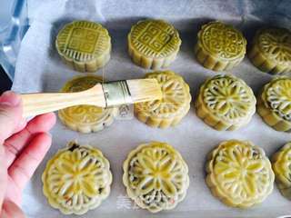豆沙馅月饼的做法步骤:11