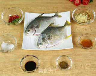 孜然香烤金仓鱼做法的做法步骤：1