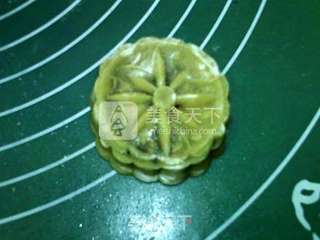 广式果干五仁月饼的做法步骤:20