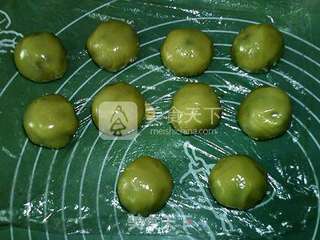 广式果干五仁月饼的做法步骤:17