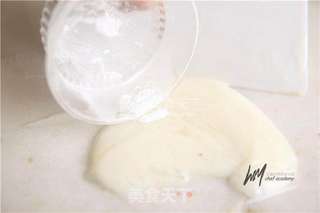 自来白月饼的做法步骤:2